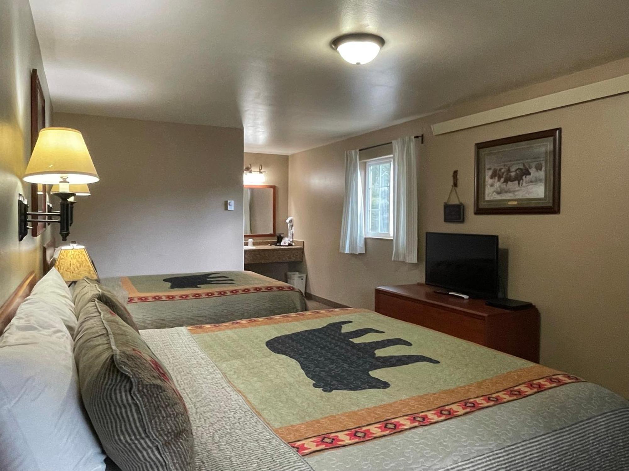 Antlers Lodge Cooke City Rum bild