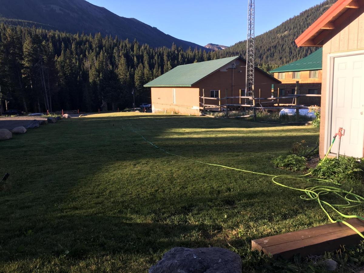 Antlers Lodge Cooke City Exteriör bild